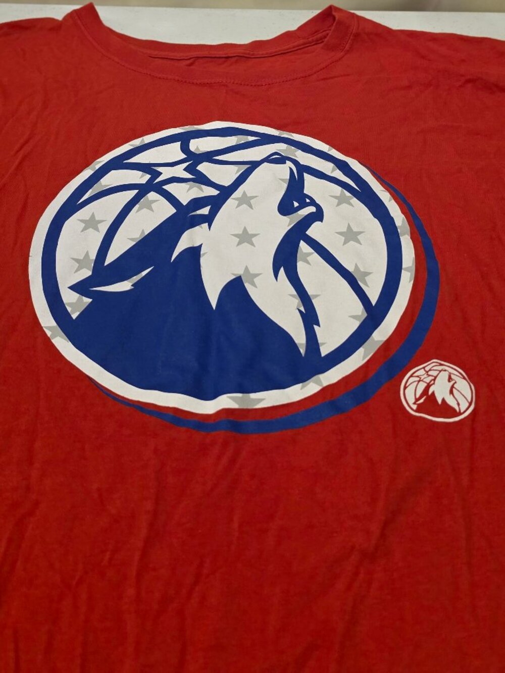 Red Graphic T-Shirt with Wolf and Stars Design
